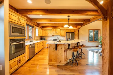 Kitchen - 2780 Ipnar Rd, Irwin, PA 15642 photo 1 of 3