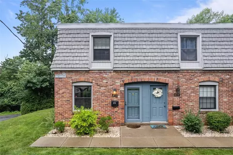 610 Carriage Cir, Pittsburgh, PA 15205