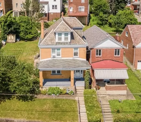 2102 Vodeli St, Pittsburgh, PA 15216