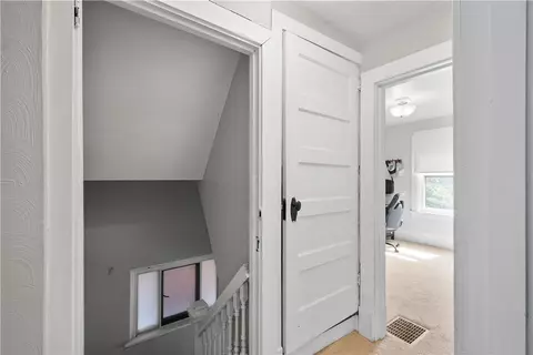 2102 Vodeli St, Pittsburgh, PA 15216 photo 16