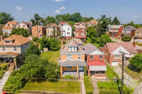 2102 Vodeli St, Pittsburgh, PA 15216 photo 3