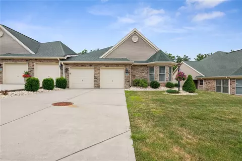 43 Grayhawk Ct, Greensburg, PA 15601