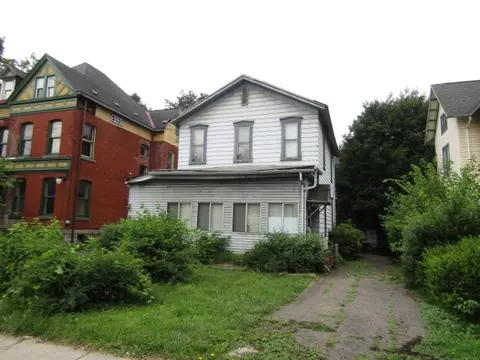 1470 3rd Ave, New Brighton, PA 15066