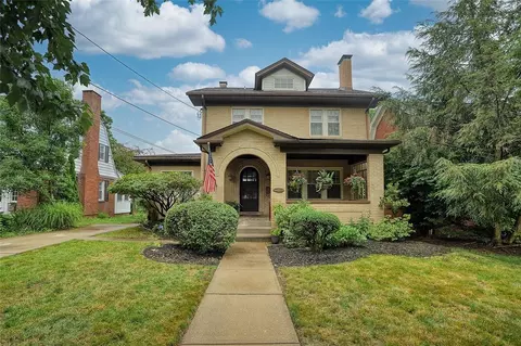 281 Parker Dr, Pittsburgh, PA 15216