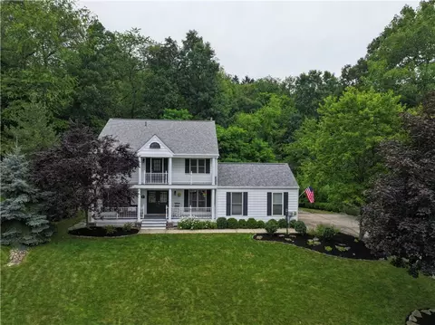 314 Westburn Ct, Seven Fields, PA 16046 photo 2