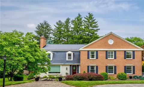 1061 Apple Hill Ln, Allison Park, PA 15101