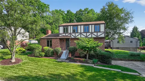 102 Barnwood Ln, Pittsburgh, PA 15237