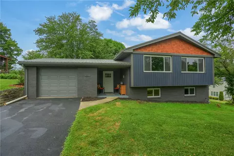 1611 18th Ave, Beaver Falls, PA 15010