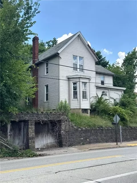 5015 Walnut St, Mckeesport, PA 15132