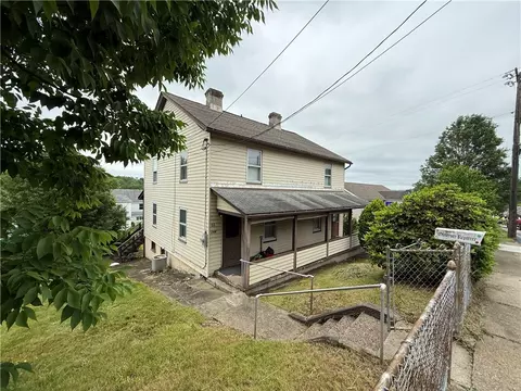 66 Beech St, Muse, PA 15350 photo 2