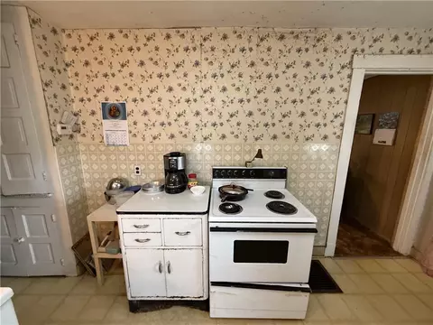 66 Beech St, Muse, PA 15350 photo 7