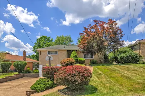 1919 Outlook Dr, Verona, PA 15147