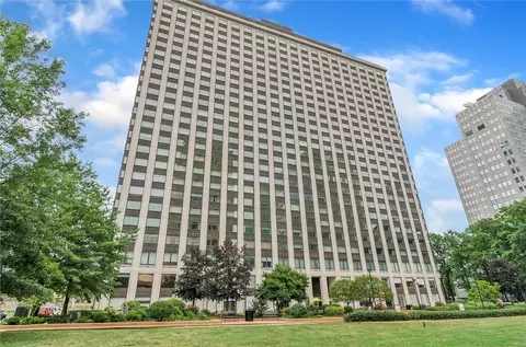 320 Fort Duquesne Blvd #23L, Pittsburgh, PA 15222