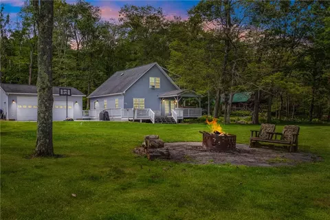 604 Lake Shore Rd, Friedens, PA 15541