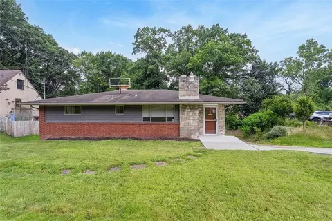 9270 Old Perry Hwy, Pittsburgh, PA 15237