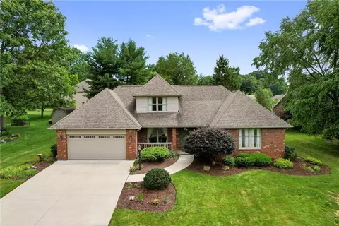 138 Valley Rd, Eighty Four, PA 15330