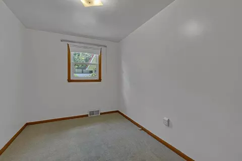 Bedroom - 105 Eakin Dr, Beaver, PA 15009 photo 1 of 6