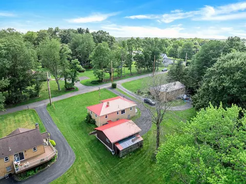 View/Area - 105 Eakin Dr, Beaver, PA 15009 photo 3 of 6