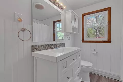 Bath - 105 Eakin Dr, Beaver, PA 15009 photo 1 of 2