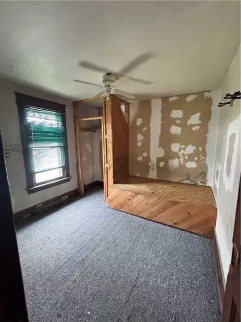 Bedroom - 46 Broadway Ave, North Irwin, PA 15642 photo 3 of 4