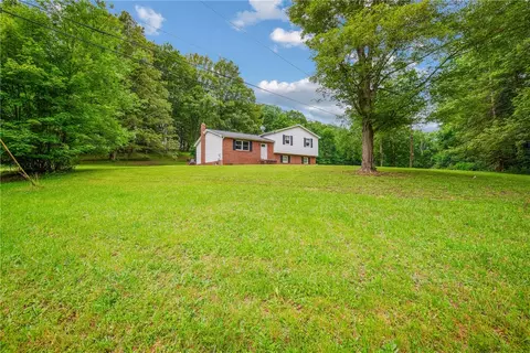 1283 Palestine Rd, South Fork, PA 15956
