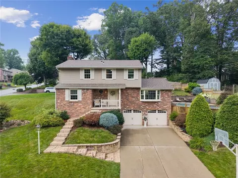 511 Brunswick Dr, Greensburg, PA 15601