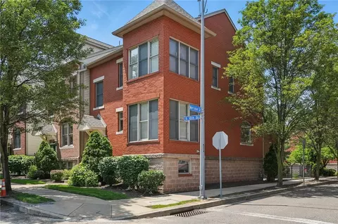 30 S 18th St, Pittsburgh, PA 15203