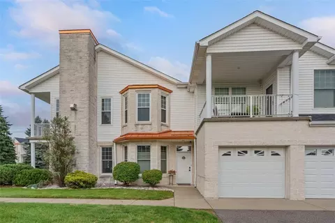 224 Adams Pointe Blvd #1, Mars, PA 16046