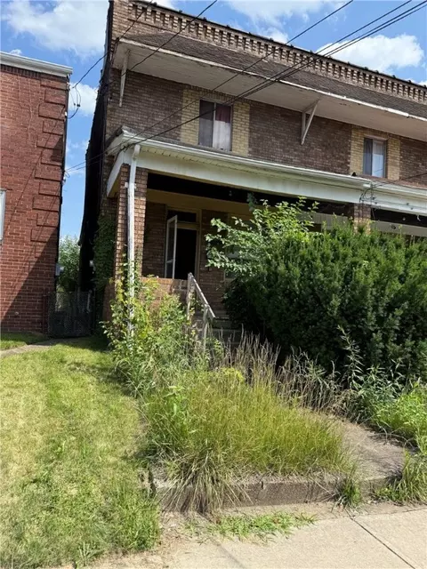 7514 Roslyn St, Pittsburgh, PA 15218