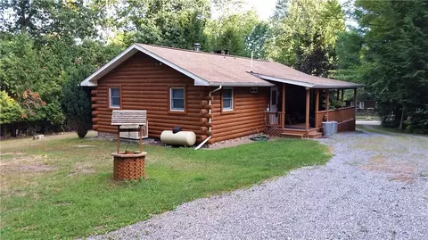 1446 Blue Ridge Rd, Clarington, PA 15828