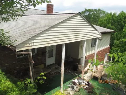 683 Grant Ave, Carnegie, PA 15106