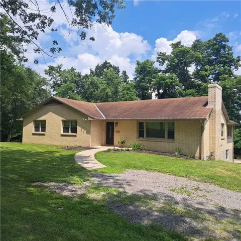 120 Rothen Ave, Butler, PA 16001