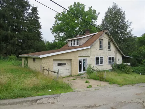 60 Wisetown Rd, Charleroi, PA 15022