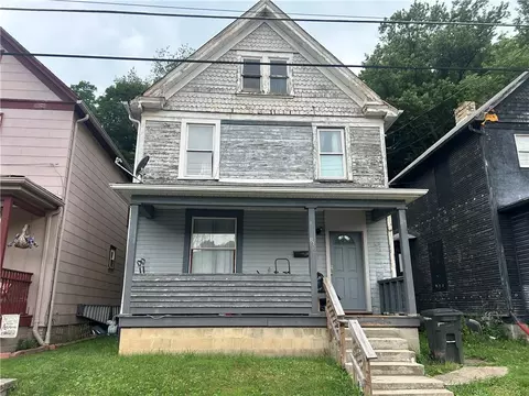 818 Grove Ave, New Brighton, PA 15066