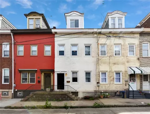 113 42nd St, Pittsburgh, PA 15201