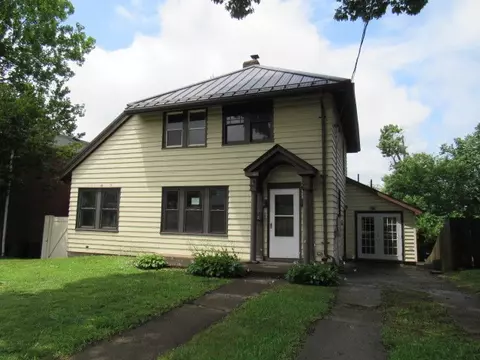 409 Keystone Dr, New Kensington, PA 15068