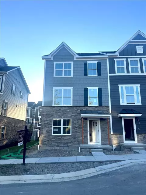 111 Breckenridge Ct, Cranberry Township, PA 16066