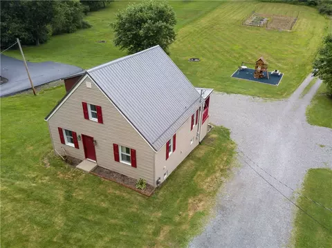 180 Beale Rd, Sarver, PA 16055