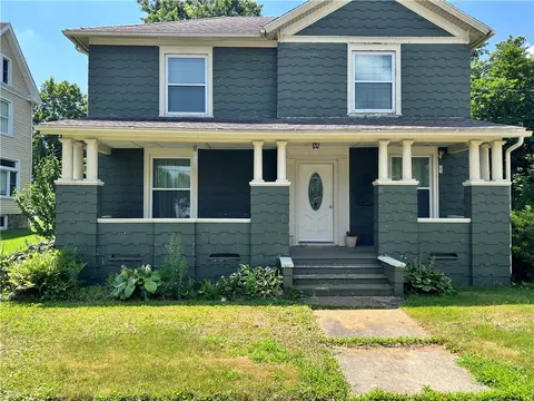 11 Chambers Ave, Greenville, PA 16125
