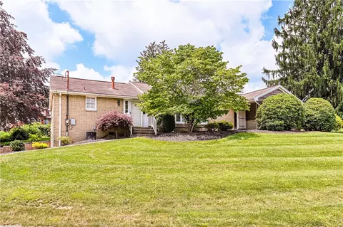 127 Mount Odin Dr, Greensburg, PA 15601