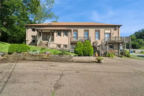 15 Old Saxonburg Blvd, Tarentum, PA 15084