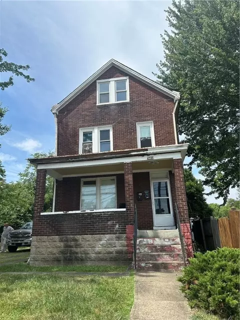 4228 Greensburg Pike, Pittsburgh, PA 15221