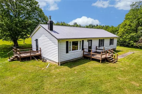 304 Wirsing Rd, Gibbon Glade, PA 15440