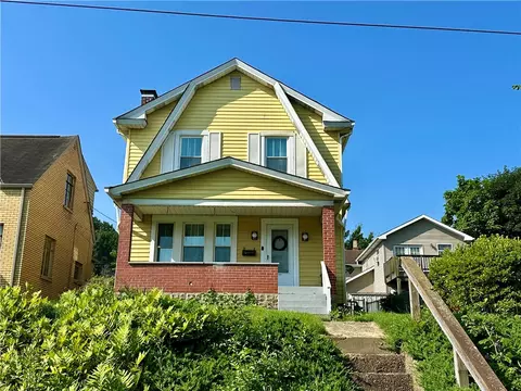 1804 Ridge Ave, Coraopolis, PA 15108