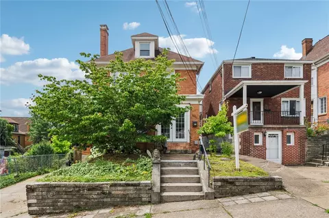1052 Welfer St, Pittsburgh, PA 15217