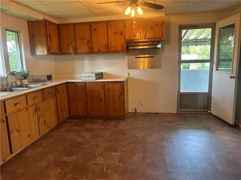 618 Patterson Rd, Apollo, PA 15613 photo 11