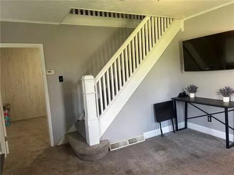 618 Patterson Rd, Apollo, PA 15613 photo 6