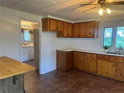 618 Patterson Rd, Apollo, PA 15613 photo 8