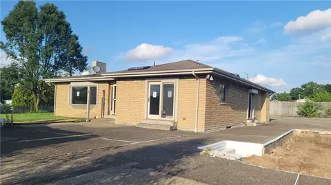 1442 Greensburg Pike, West Newton, PA 15089