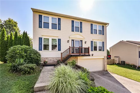951 Castlegate Cir, Greensburg, PA 15601